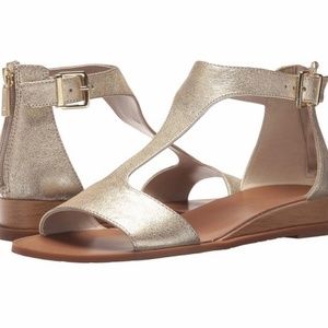 Kenneth Cole T Strap Gold Sandal 8.5